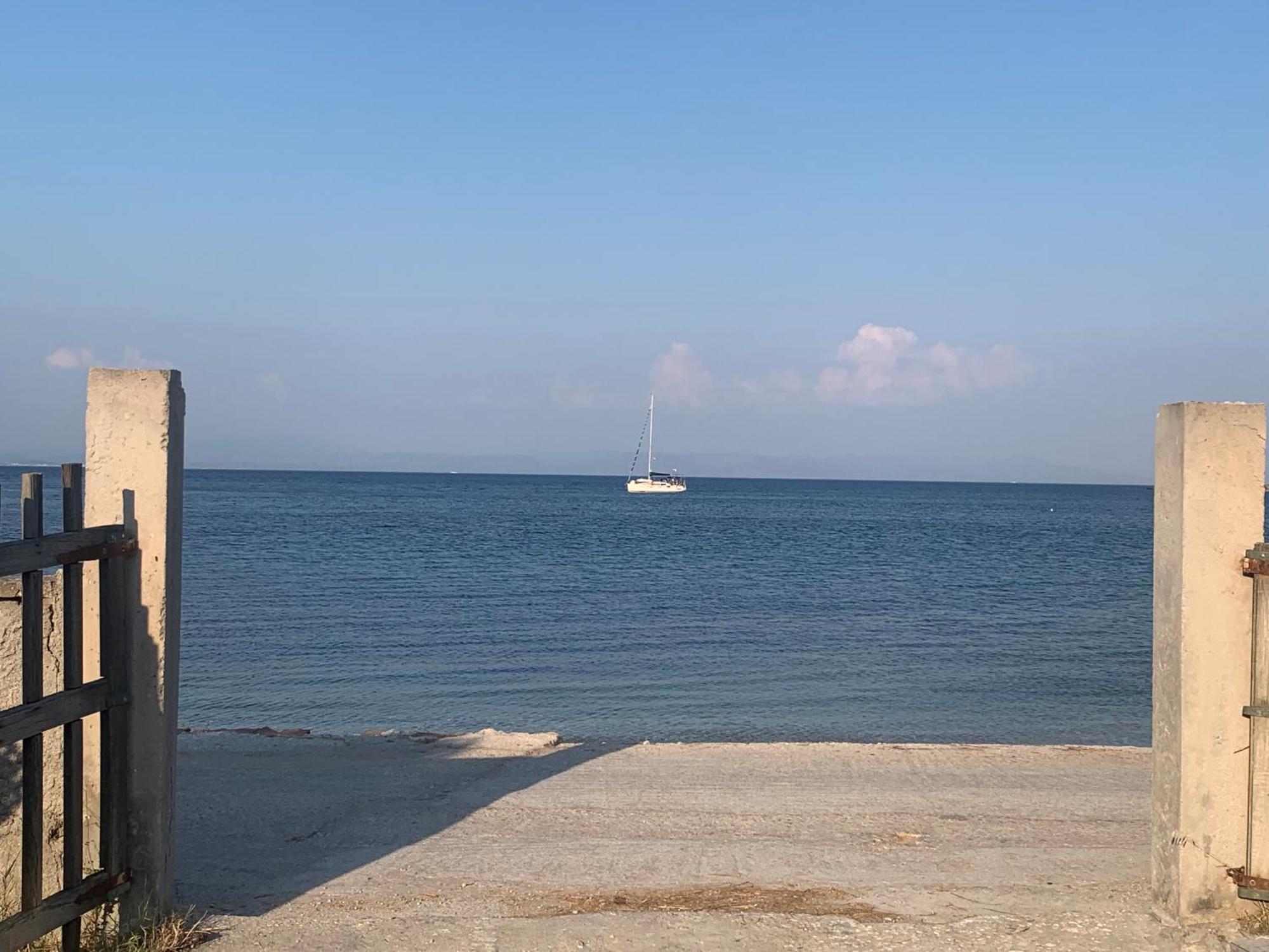 Seafront * Skala Mistegnon